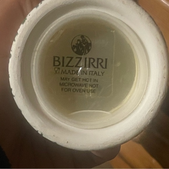 Bizzirri Ceramic Salt & Pepper Shakers Cellar Hand Painted Christmas Trees Italy - Picture 4 of 4